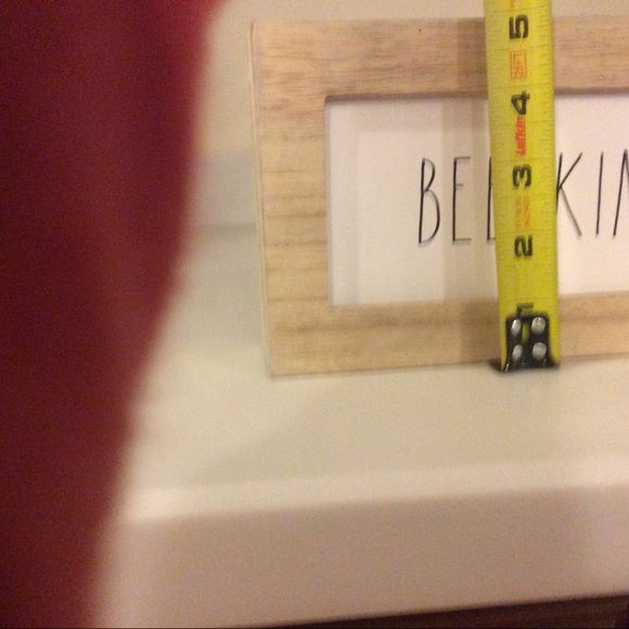 Rae Dunn BEE KIND Box Sign - Picture 3 of 4